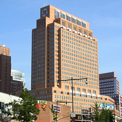 4 Metrotech Center by Marshall Gerometta