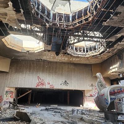 Jamestown Mall by Shiny ATV BIKE