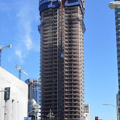 399 Fremont Street by Huopa