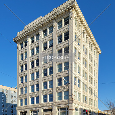 Bank of America Building by Ryan Hildebrand