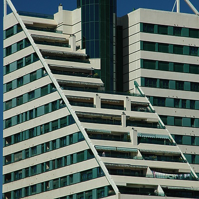 Edificio Politaria A by David Guija