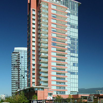 One Harbour Green by Pavel Toczynski