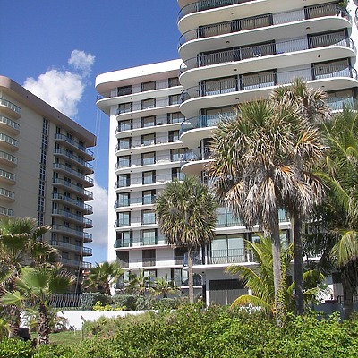 Champlain Towers North by Rodney Gunn