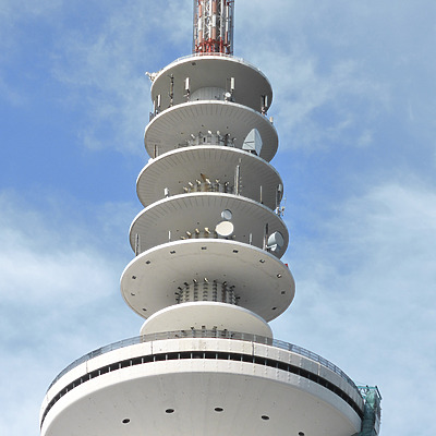 Heinrich-Hertz-Turm by Der Hamburger