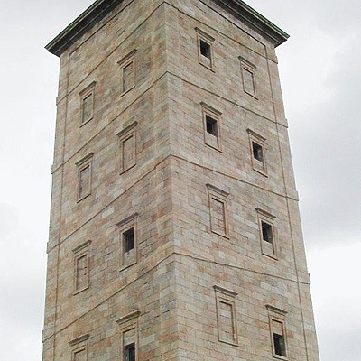 Torre de Hércules by David Guija