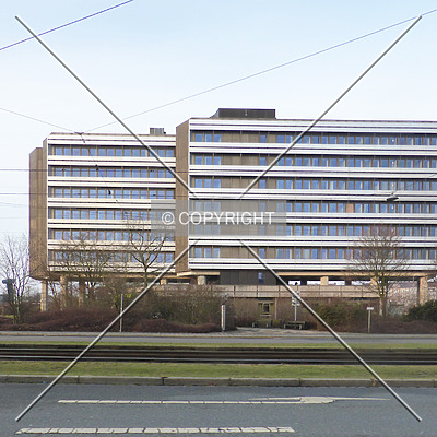 Regensburger Straße 100 by Nephilim