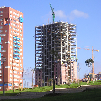 Torre Vallehermoso by Mikel Allende