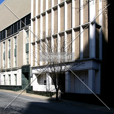 Verizon Building by Chris Patriarca