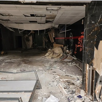 Jamestown Mall by Shiny ATV BIKE