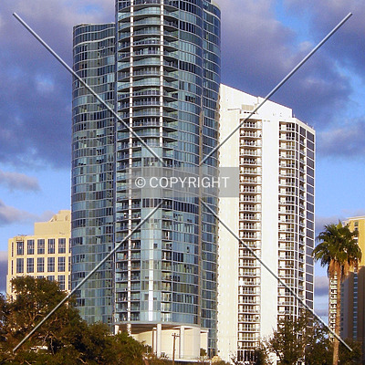 Las Olas River House by Jorge Molina