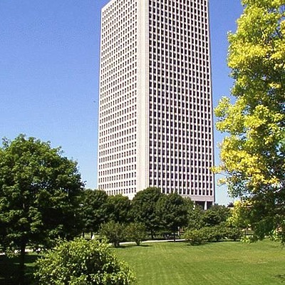 The Breakers at Edgewater Beach by Daniel Kieckhefer