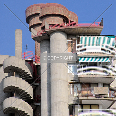 Edificio los Manantiales II by Risto Vähi