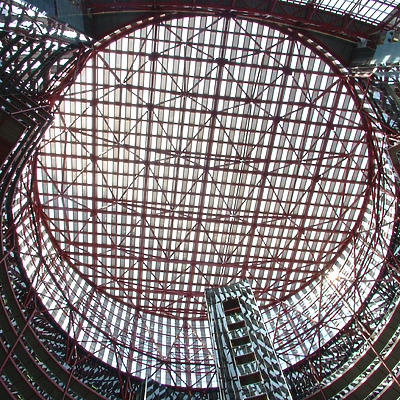 Thompson Center by Pedro Marcelino
