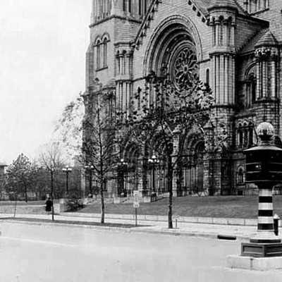 Cathedral Basilica of Saint Louis by Unknown