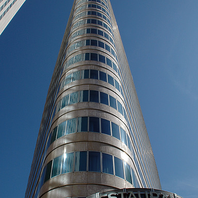 Hôtel Pullman Paris La Défense by John Bek