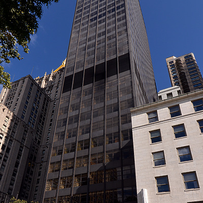 Merchandise Mart Building by John Cahill