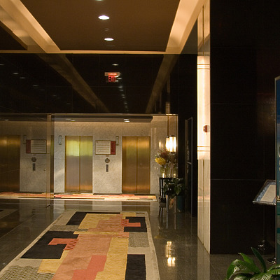 Loews Philadelphia Hotel by Pavel Toczynski