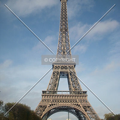 Tour Eiffel by Nephilim