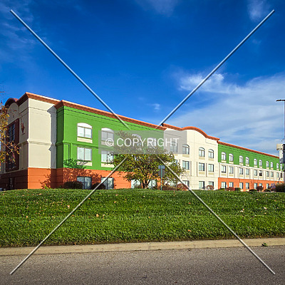 La Quinta Inn & Suites Saint Louis Airport - Riverport by Ryan Hildebrand