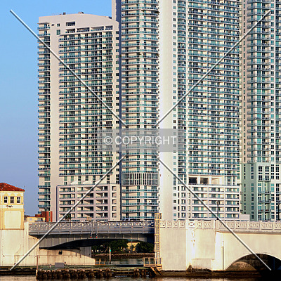 1800 Club by Jorge Molina