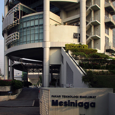 Menara Mesiniaga by Daniel Kieckhefer