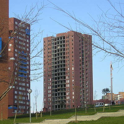 Torre Vallehermoso by Mikel Allende