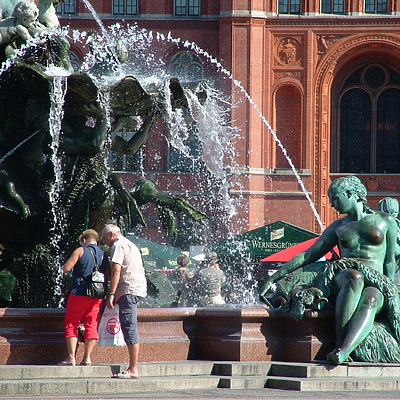 Rotes Rathaus by Pedro Marcelino