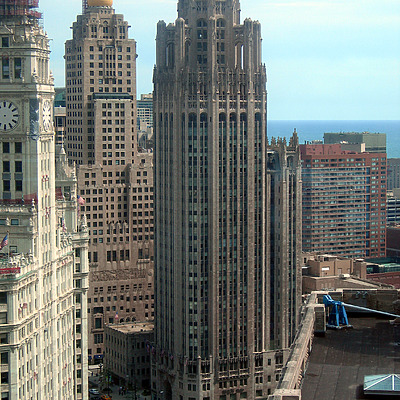 Tribune Tower by Sébastien Corniot