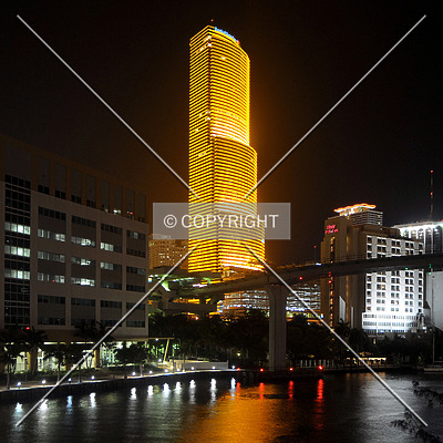 Miami Tower by Jorge Molina