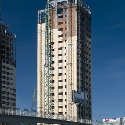 Torre Ámbar by Cesar Serrano