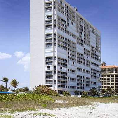 Stratford Arms Condominiums by Jim Schwartz