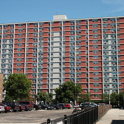 North Eastwood Shores Apartments by Daniel Kieckhefer