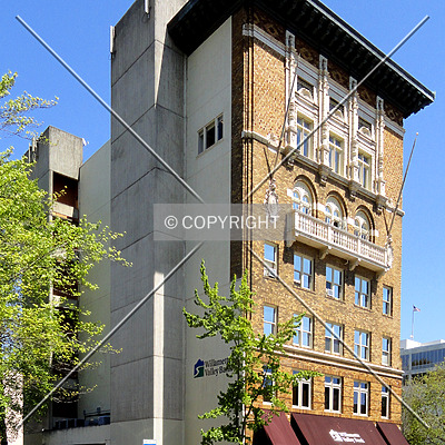 Franklin Building by Chris Patriarca