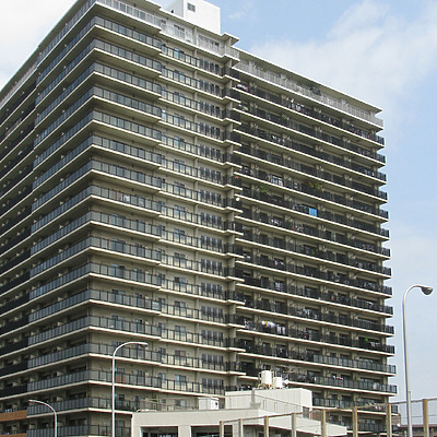 Park Sky Tower by Kevin Hemphill