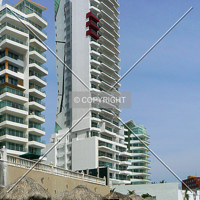 Torre Vela by Luis Ibáñez