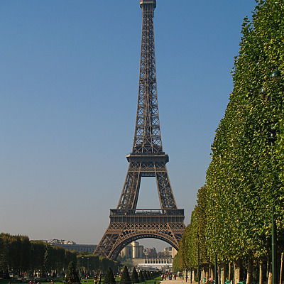 Tour Eiffel by Cesar Serrano