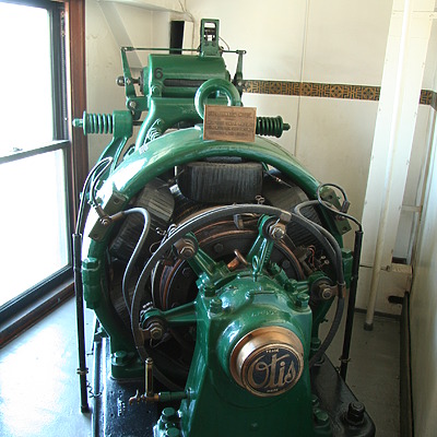 Smith Tower by Pavel Toczynski