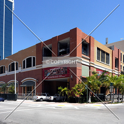 EnV Brickell by Jorge Molina