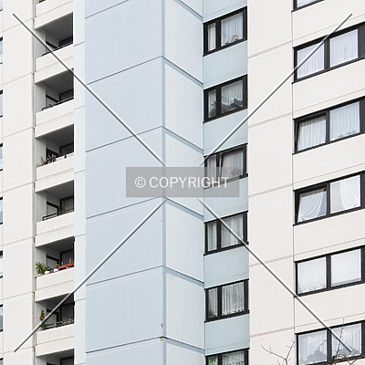 Faaker Straße 11-17 by Nephilim