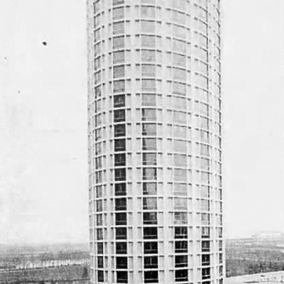 Millennium Hotel Saint Louis Tower I by Renyold Ferguson/Post-Dispatch