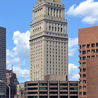 Thurgood Marshall United States Courthouse by John W. Cahill