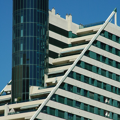 Edificio Politaria B by David Guija