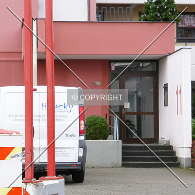 Faaker Straße 11-17 by Nephilim