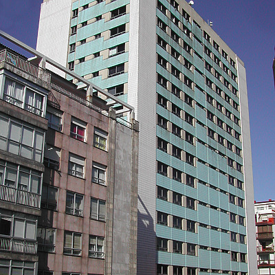 Hotel Bahía de Vigo by David Guija