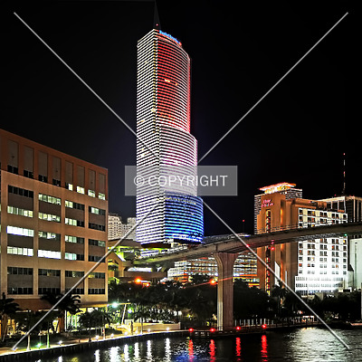 Miami Tower by Jorge Molina