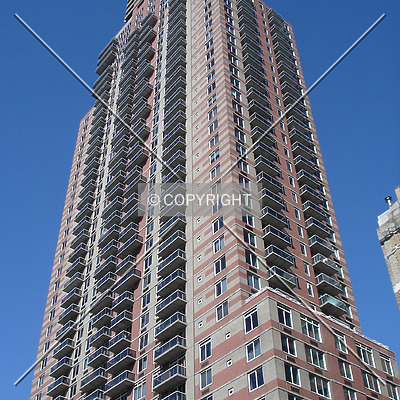 Riverbank West Apartments by Royce Douglas