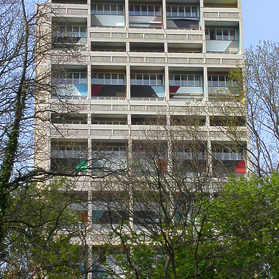 Le-Corbusier-Haus by Cesar Serrano