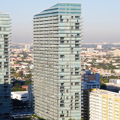 Axis at Brickell Village North by Huopa