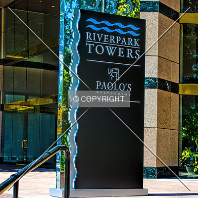 River Park Tower I by Jorge Molina