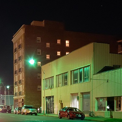 Zahn Apartments by Ryan Hildebrand